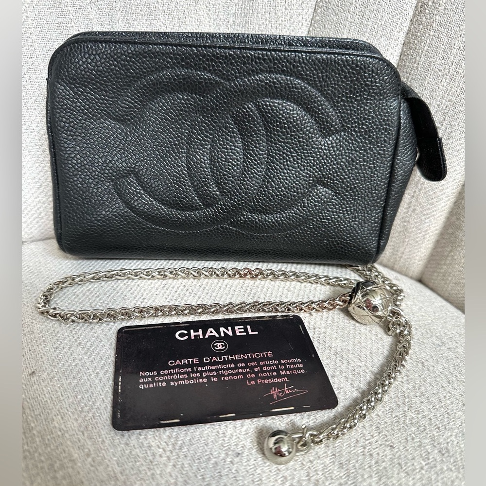 💯 CC Timeless Hot Black Caviar Cosmetic Pouch on Chain w/ auth card